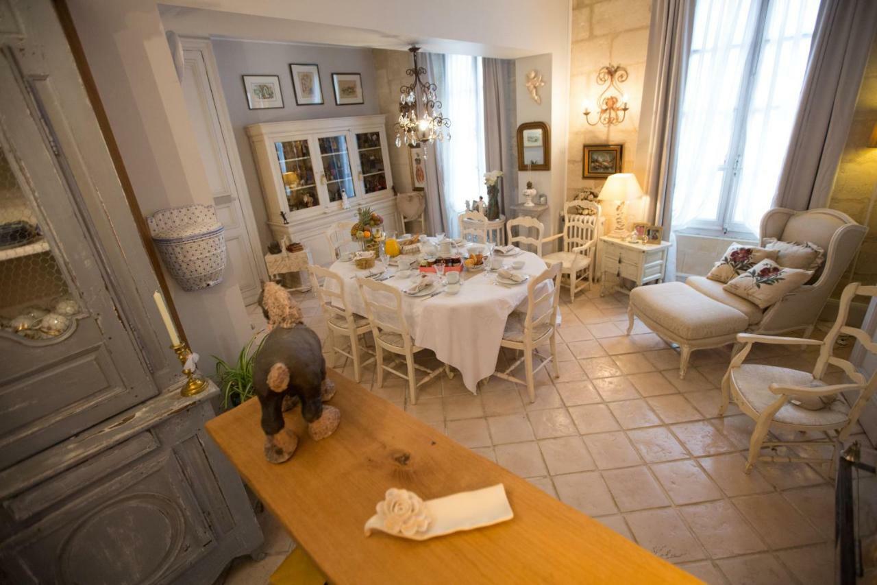 Отель Le Grand Echiquier Coutras Экстерьер фото